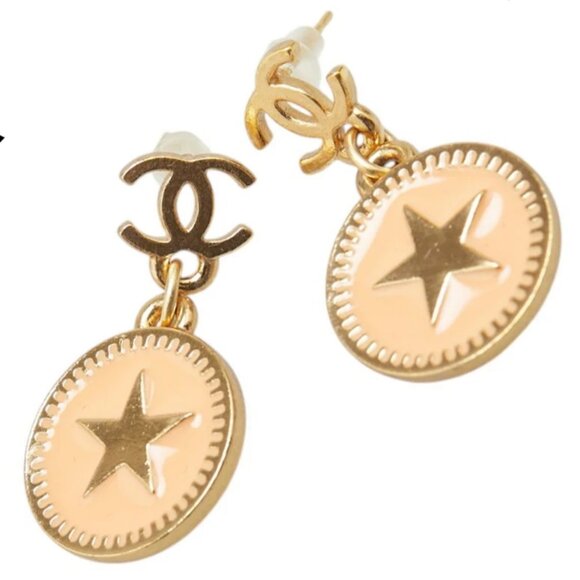 CHANEL CC Logos Orange Enamel Round Star Stud Earrings Gold Tone 01P Auth w/Box - Picture 1 of 6